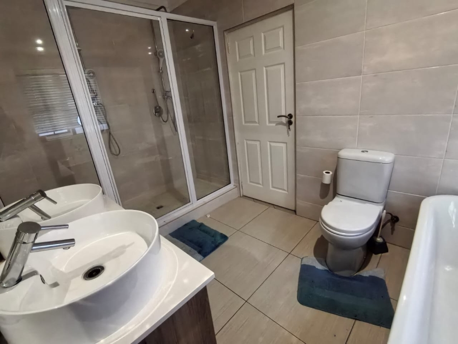 3 Bedroom Property for Sale in Wild Olive Estate Free State